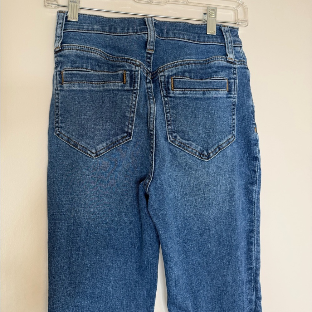 Classic Blue Women's Jeans - Picture 4 of 11